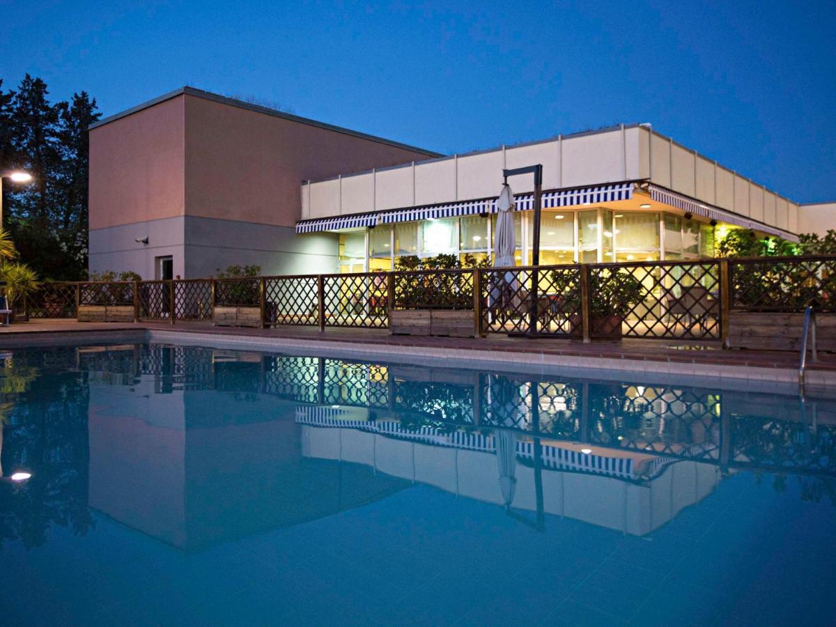 Novotel Caserta Sud Exterior photo