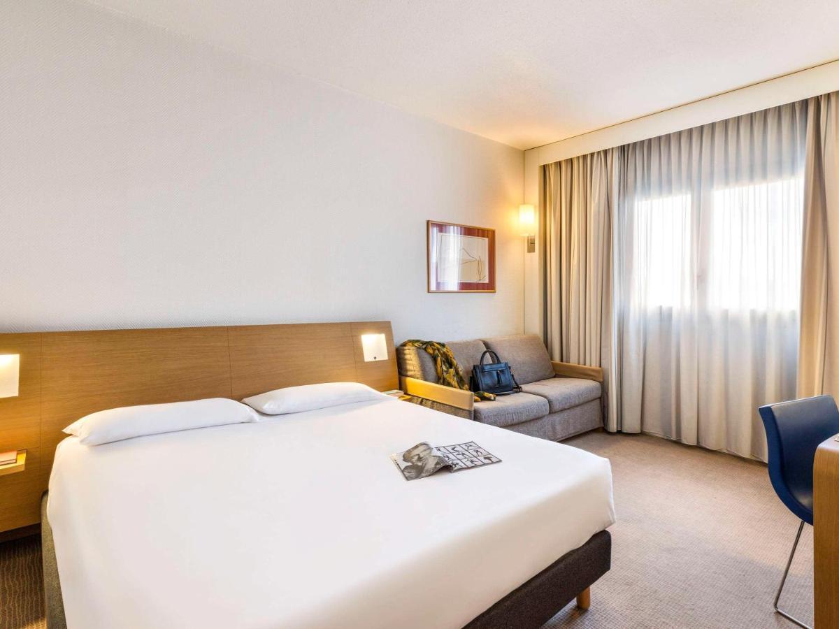 Novotel Caserta Sud Exterior photo