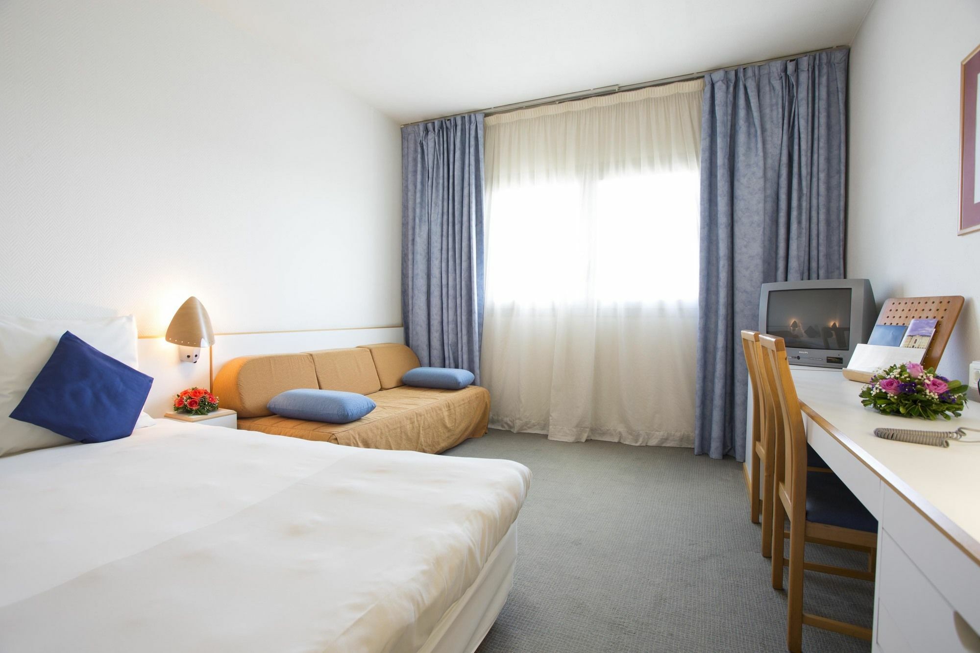 Novotel Caserta Sud Exterior photo