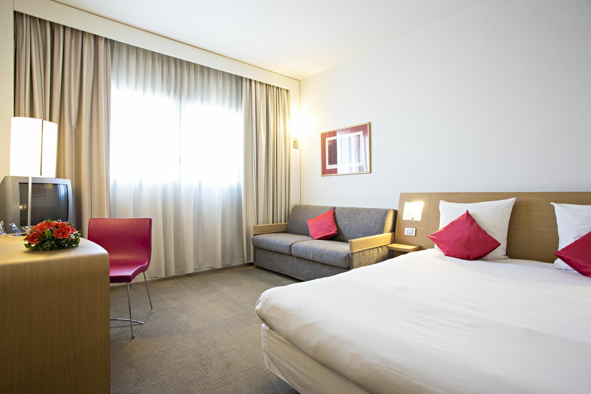 Novotel Caserta Sud Exterior photo